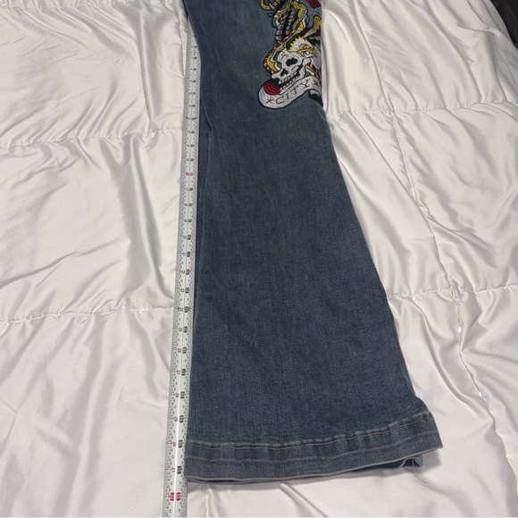 Ed Hardy Jeans Embroidered Spell Out Y2K Flare New York City NYC 28 women’s - Picture 10 of 12